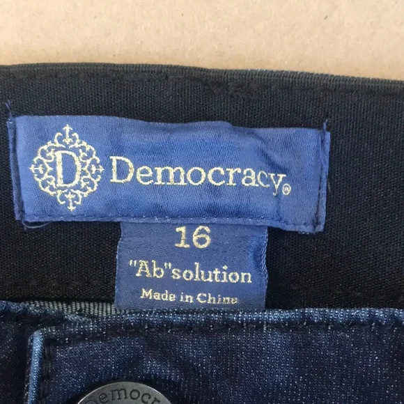 ⭐️New⭐️ Democracy “Ab”solution Skinny Jeans—Size 16 - Picture 5 of 6
